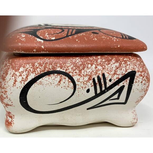 Authentic Navajo Native American Pottery Hand Painted Trinket Jewelry Box Signed - Picture 5 of 13
